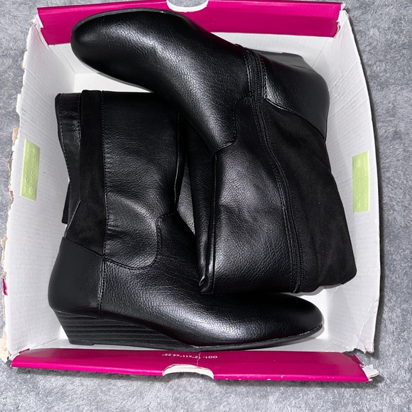 SO Albacore Women's Wedge Knee-High Boots Size 7.5 - Picture 4 of 6